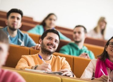 StudyUK-750x430 StudyUK-750x430